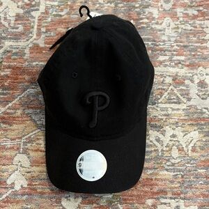 Aritzia Mono Black Philadelphia Phillies Baseball Hat NWT